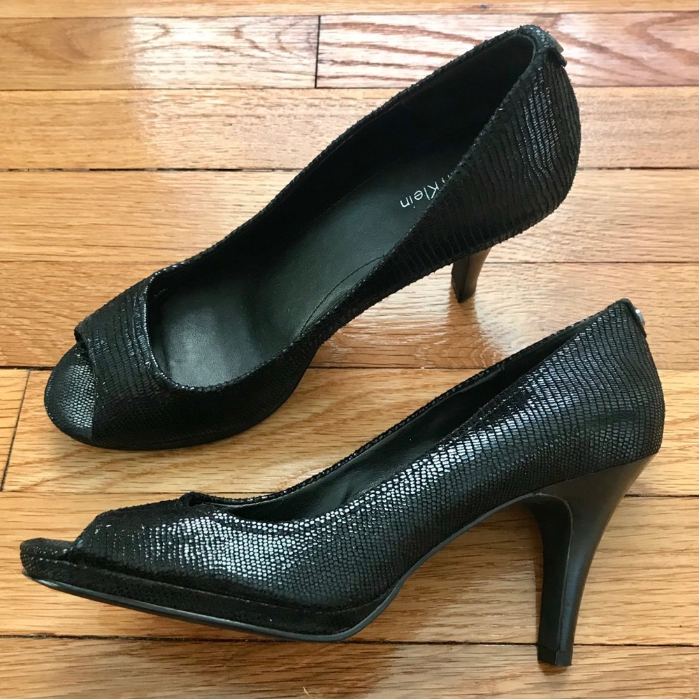 NWOT Calvin Klein Peep-Toe Pumps